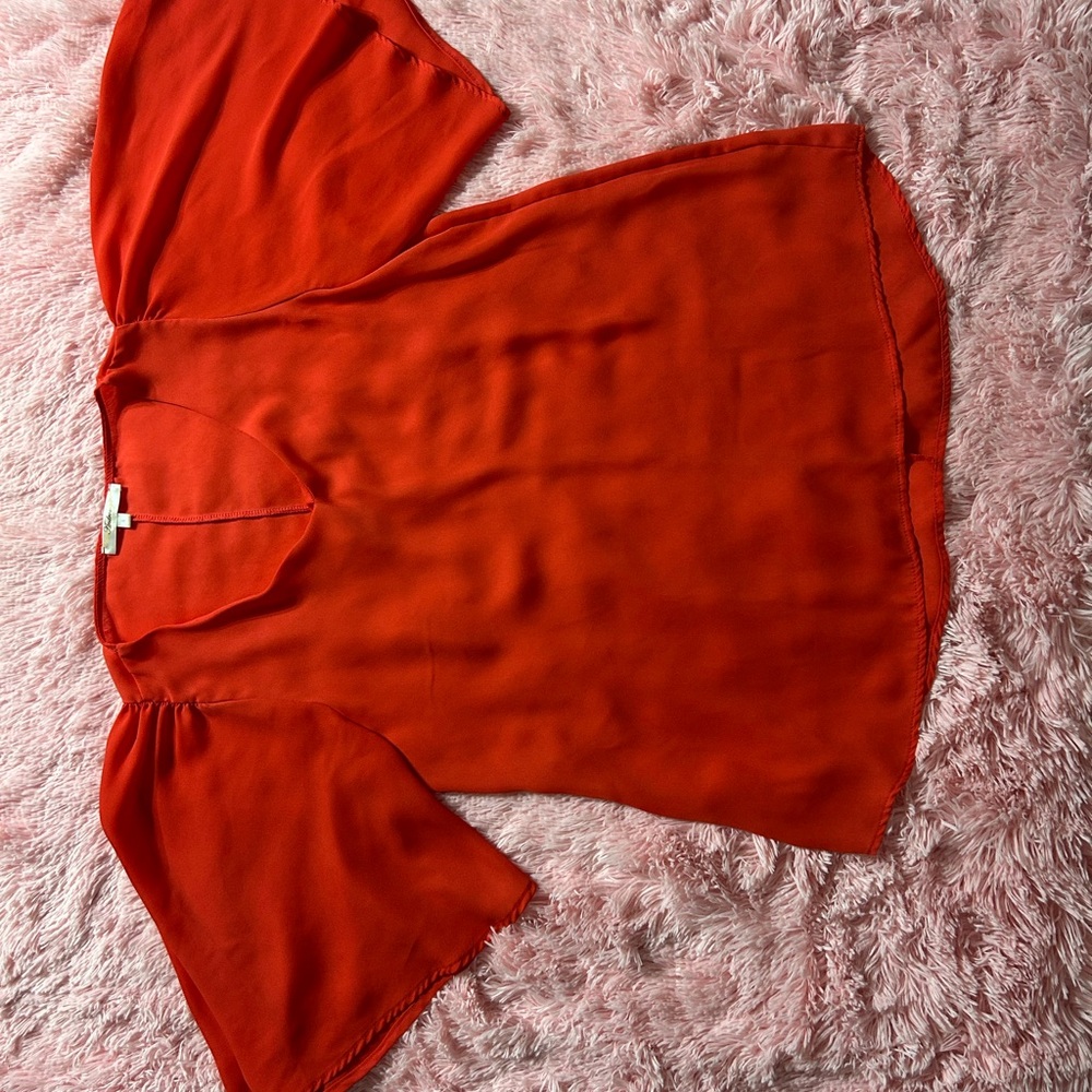 Coral pink top